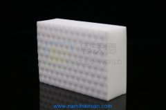 汽車內(nèi)飾臟了用什么清潔？洗車海綿